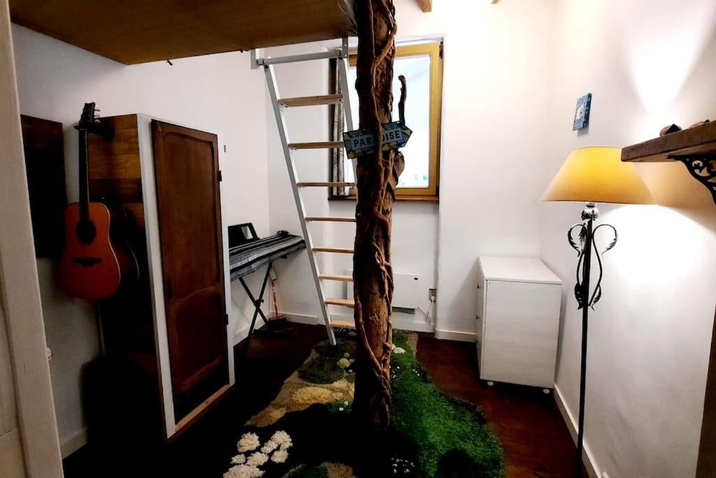 La Casa Del Arbol Apartment *
